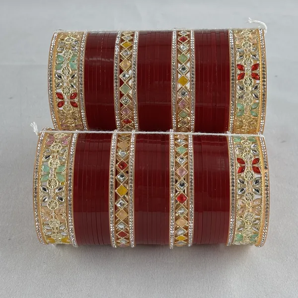 Blood_Red_Alloy,_Acrylic_Plastic_Bridal_Chooda_Set
