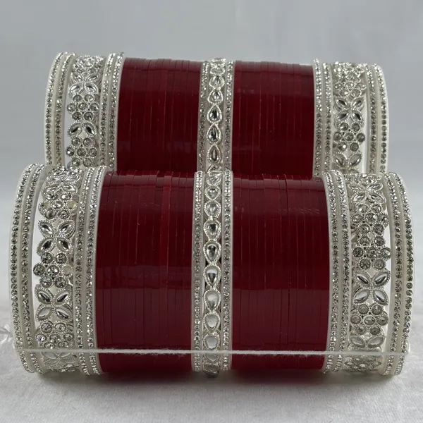 Blood_Red_Alloy,_Acrylic_Plastic_Bridal_Chooda_Set