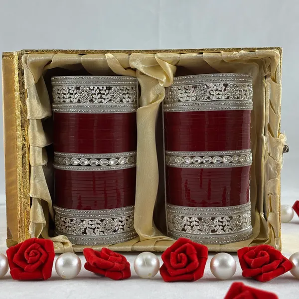 Blood_Red_Alloy,_Acrylic_Plastic_Bridal_Chooda_Set