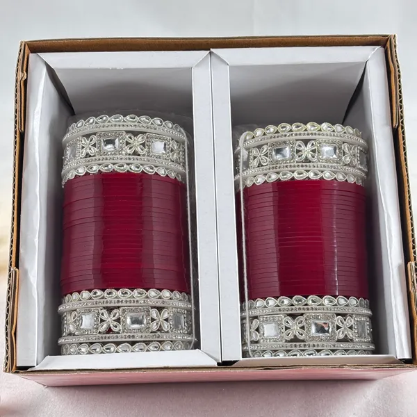Blood_Red_Alloy,_Acrylic_Plastic_Bridal_Chooda_Set