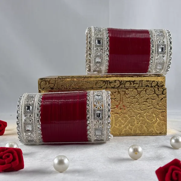 Blood_Red_Alloy,_Acrylic_Plastic_Bridal_Chooda_Set