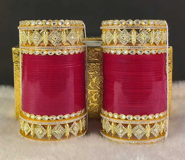 Blood_Red_Alloy,_Acrylic_Plastic_Bridal_Golden_Chooda_Set