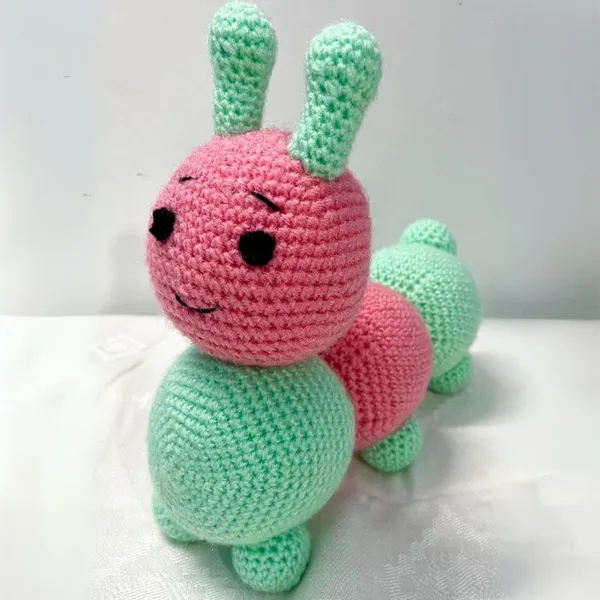 Green_Woolen_Toys_Home_Decor