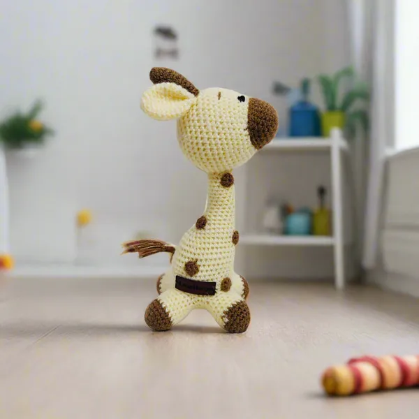 Cream_Woolen_Giraffe_Handmade_Soft_Toy_For_Kids_&_Babies