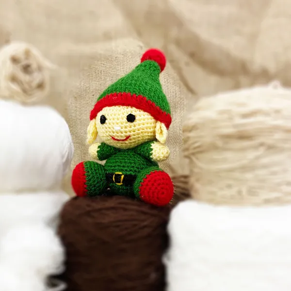 Green_Woolen_Toys_Home_Decor