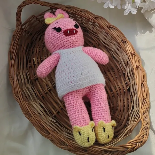 Pink_Woolen_Toys_Home_Decor