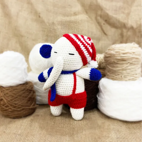 Red_Woolen_Crochet_Elephant_Handmade_Soft_Toy_For_Babies_&_Kids