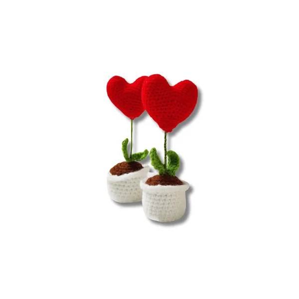 Red_Woolen_Toys_Home_Decor