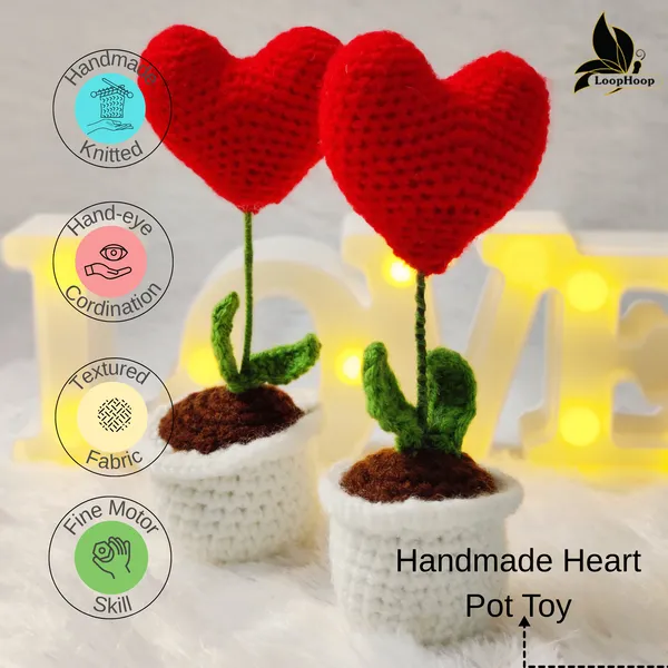 Red_Woolen_Toys_Home_Decor
