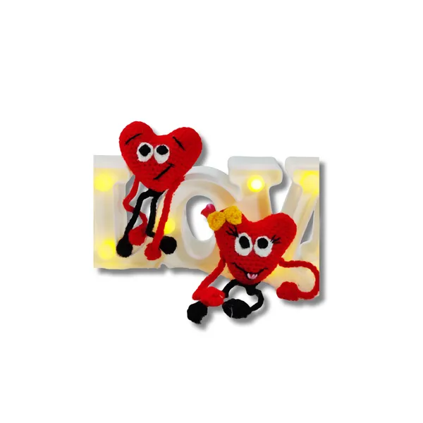 Red_Woolen_Toys_Home_Decor
