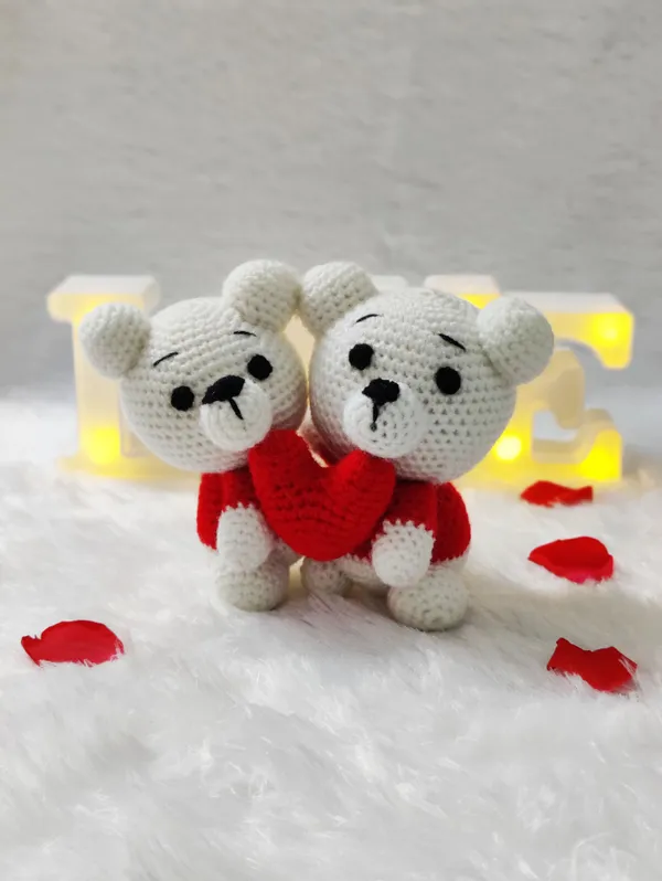 White_Woolen_Toys_Home_Decor