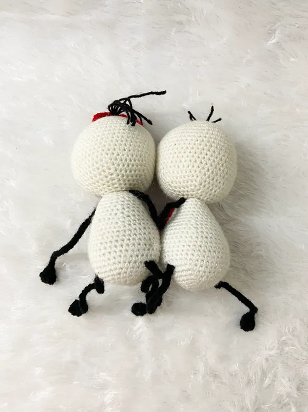 White_Woolen_Toys_Home_Decor