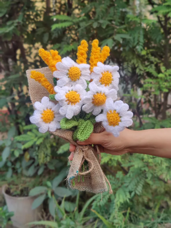 Yellow_Woolen_Flowers_Home_Decor