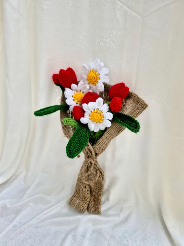 White_Woolen_Flowers_Home_Decor
