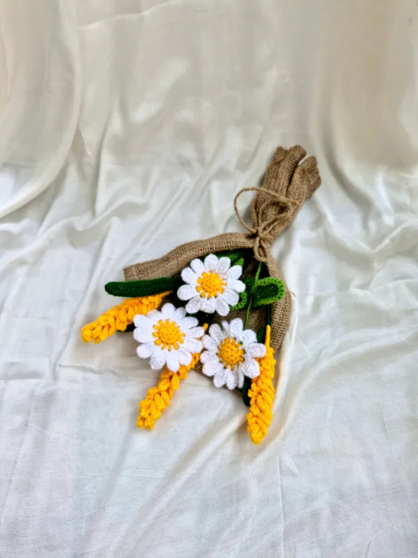 White_Woolen_Flowers_Home_Decor