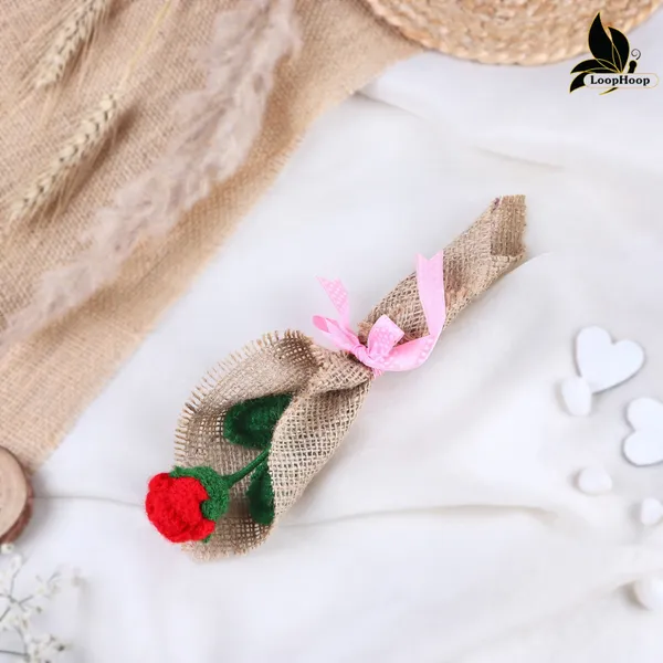 Red_Woolen_Flower_For_Home_Decor