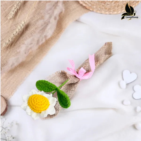 White_Woolen_Flower_For_Home_Decor