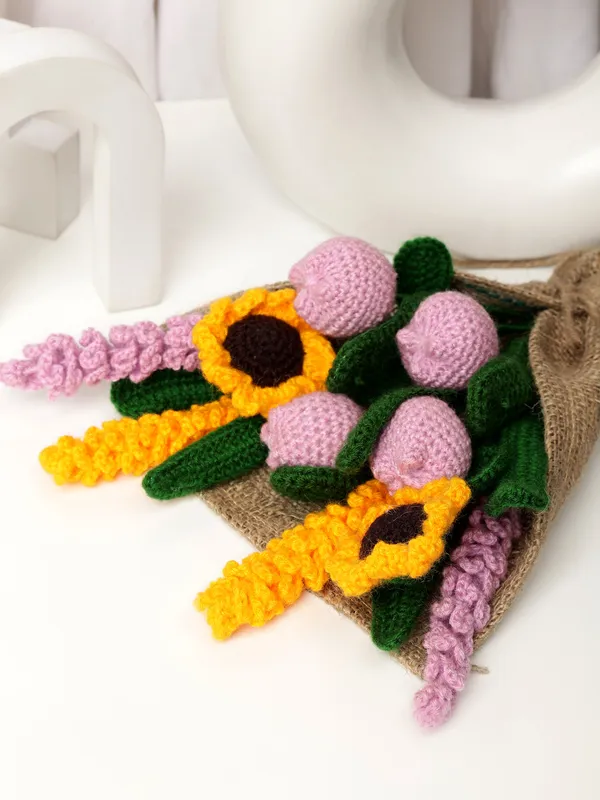 Purple_Woolen_Flower_For_Home_Decor