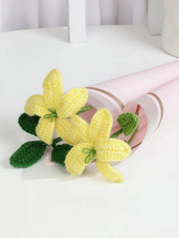 Yellow_Woolen_Flower_For_Home_Decor