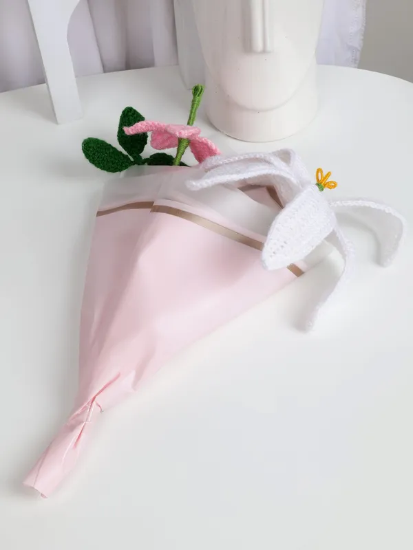 White_Woolen_Flower_For_Home_Decor