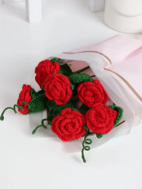 Red_Woolen_Flower_For_Home_Decor