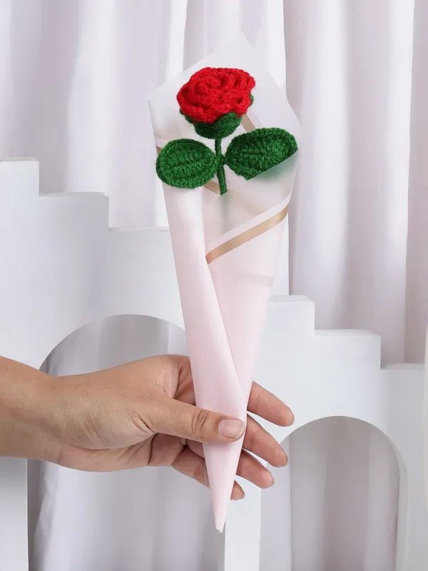 Red_Woolen_Flower_For_Home_Decor