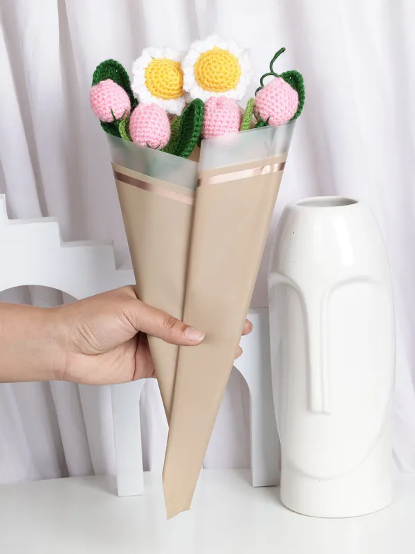 Pink_Woolen_Flower_For_Home_Decor