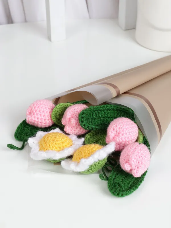 Pink_Woolen_Flower_For_Home_Decor