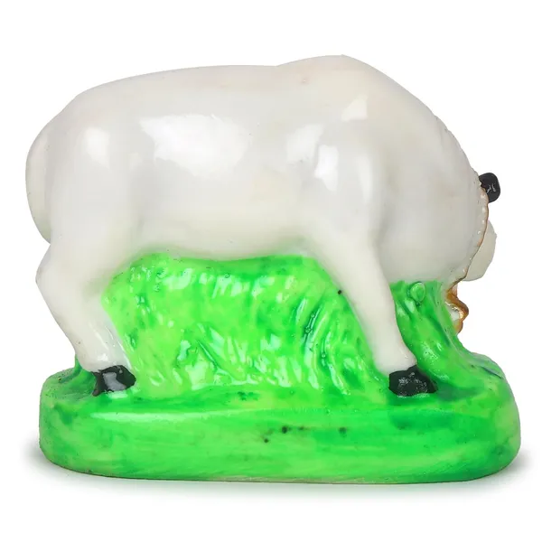 Cow_with_Calf_Ji_Idol_-_Polyresin_Cow_with_Calf_Statue_|_Kamdhenu_Gau_MATA_Murti_for_Pooja,_Home_Décor,_and_Gifting_|_Baby_gau_for_Home_Temple_Decor_|_kamdhenu_Cow_with_Calf_vastu