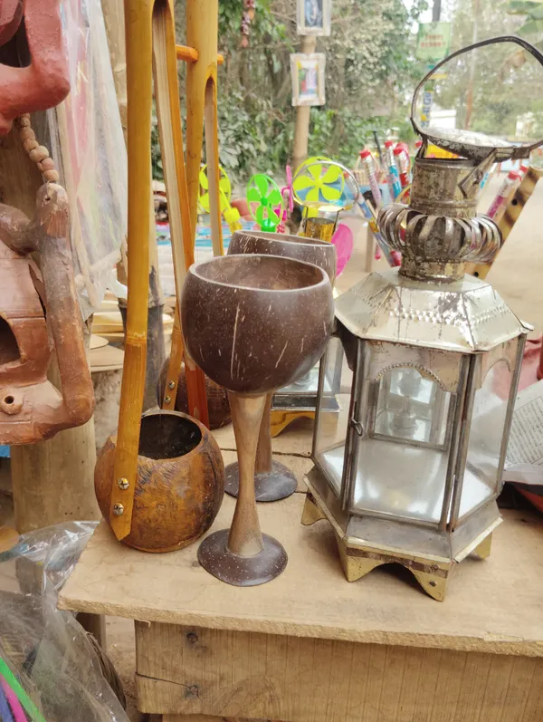 Brown_Coconut_Shell,_Wood,_Metal_Decorative_Items_Set_For_Indoor