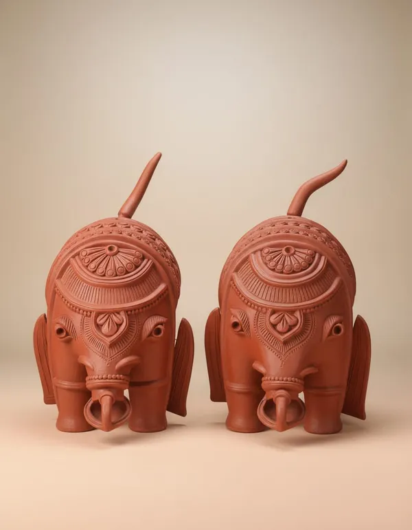 Brown_Terracotta_Clay_Elephant_Figurines_For_Indoor