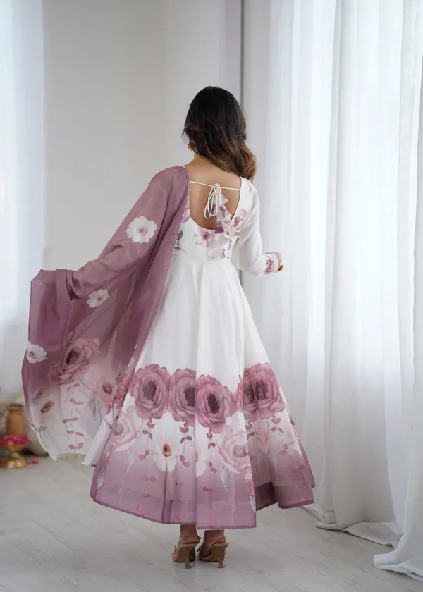 Onion_Pink_Heavy_Pure_Soft_Fox_Georgette_Kurta_Set_For_Women