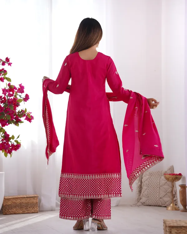 Pink_Pure_Chinon_Silk_Fabric_Kurta_Set_For_Women