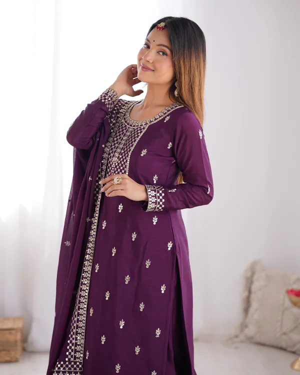 Wine_Pure_Chinon_Silk_Fabric_Kurta_Set_For_Women