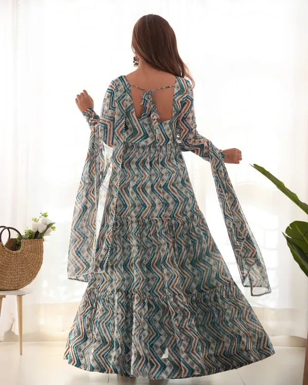 Blue_Heavy_Pure_Soft_Fox_Georgette_Zigzag_Print_Kurti_Set_For_Women_Fully_Stitched