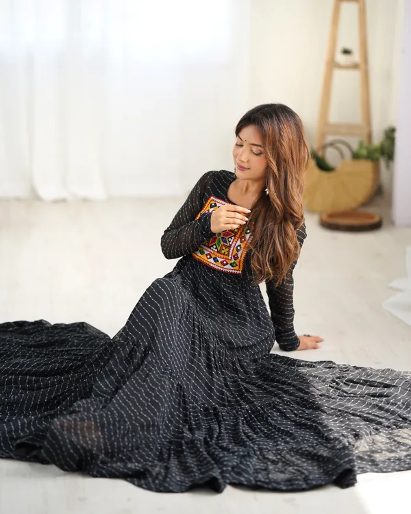 Green_Heavy_Pure_Soft_Fox_Georgette_Laheriya_Print_Gown_For_Women_(_Pack_Of_2_)_Fully_Stitched