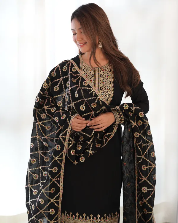 Black_Pure_Blooming_Vichitra_Silk_Fabric_Kurta_Set_For_Women