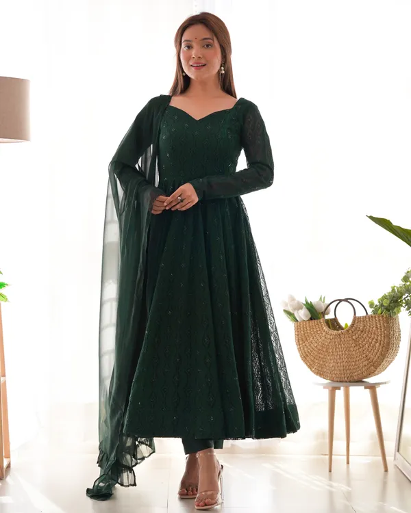 Green_Heavy_Pure_Soft_Organza_Silk_Floral_Print_Kurta_Set_For_Women