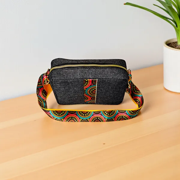 Black_Casual_Sling_Bag_For_Women