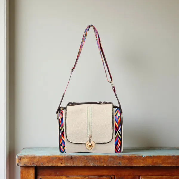 White_Casual_Sling_Bag_For_Women