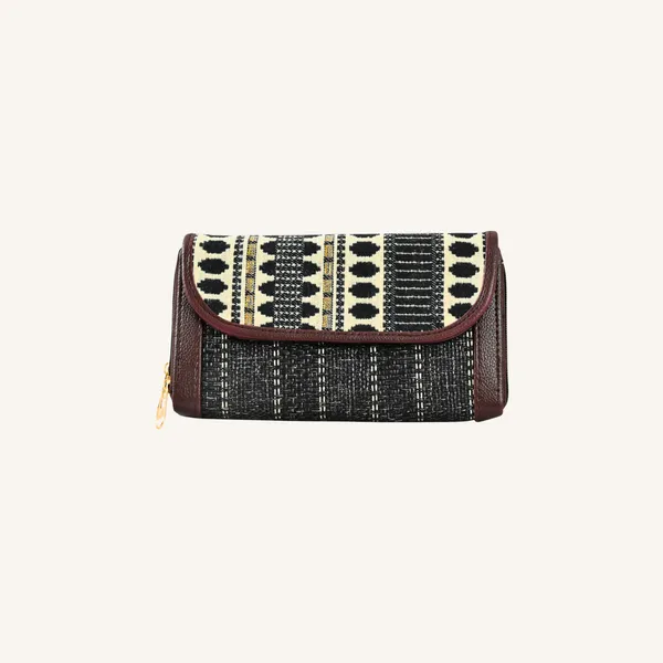 Black_Casual_Wallet_For_Women