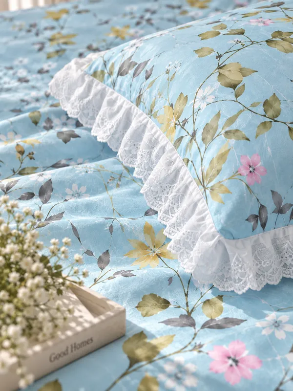 Blue_Botanical_Bedsheet_Set_-_with_Lace_Detailing