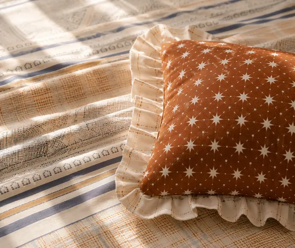 Brown_Cinnamon_Stripes_Bedsheet_set_-_with_beautiful_Frills