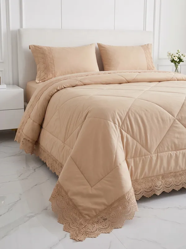 Honey_Muffin_Comforter_Set_-_The_Heirloom_Lace_Collection