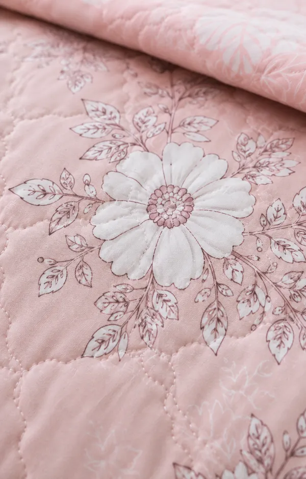 Petal_Dreams_Reversible_Quilted_Dohar_–_Double_Bed