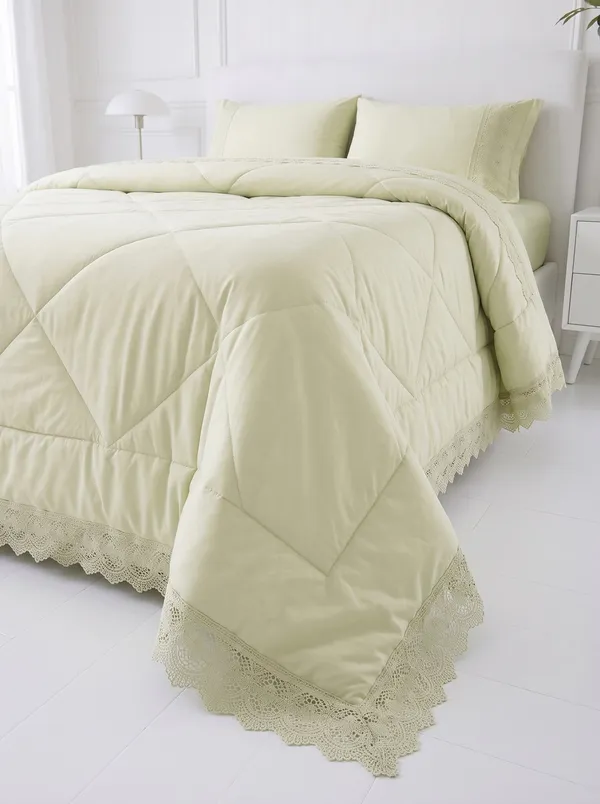 Pistachio_Dream_Green_4_piece_Comforter_Set_-_The_Heirloom_Lace_Collection