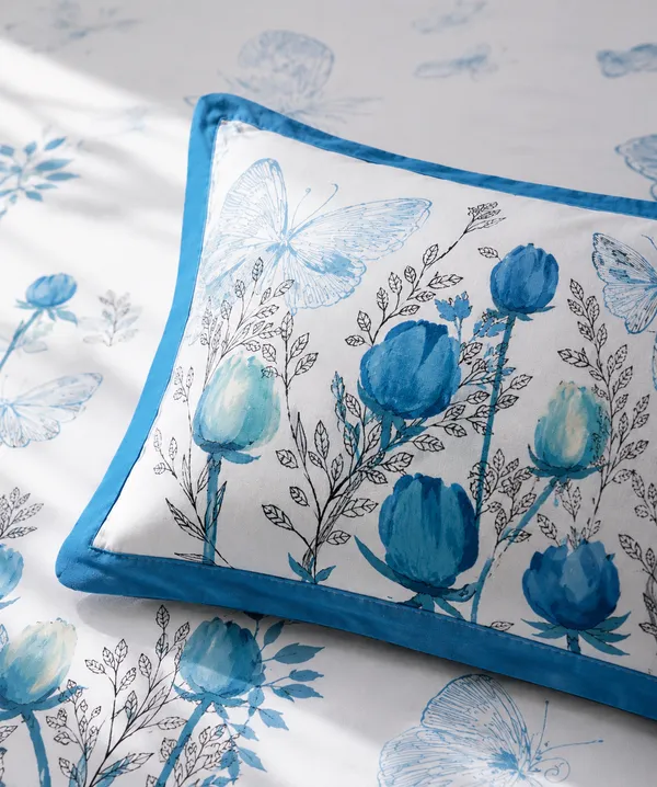 Butterfly_Bloom_Blue_Pure_Cotton_Bedsheet_-_with_2_Pillow_Covers