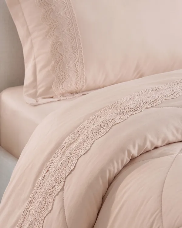 Vanilla_Cloud_4_piece_Comforter_Set_-_The_Heirloom_Lace_Collection