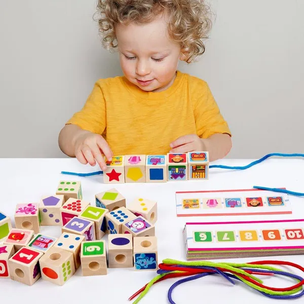 Wooden_Number_Lacing_Set