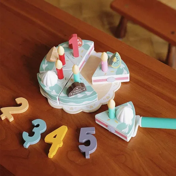 Wooden_Princess_Birthday_Cake_Toy_Play_Food_Cake_Toy_Pretend_Play_for_Kids